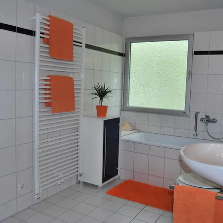 ميسفونونغ أوغيستا