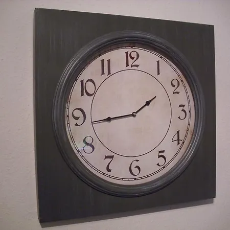 ميسفونونغ أوغيستا شقة