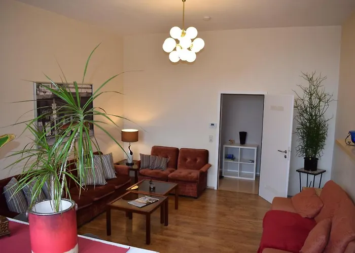 Messewohnung Augusta Βούρπεταλ